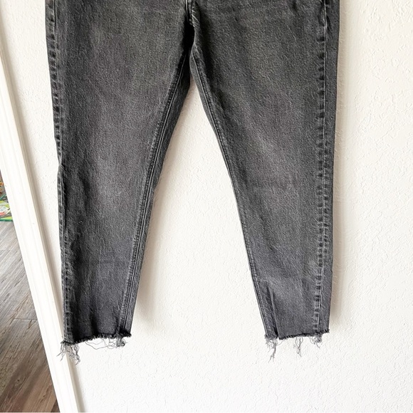 American Eagle Jeans Women's 6 '90s Skinny Distressed Gray Black - Picture 4 of 8